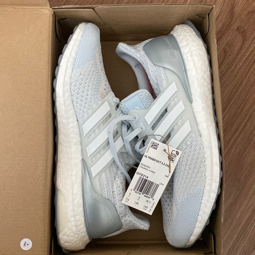 Brand New ULTRABOOST 5.0 DNA SHOES